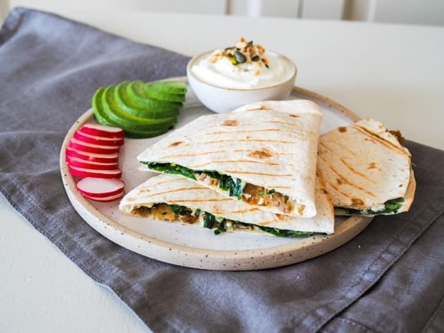 Lučina & Skyr a zapečená quesadilla